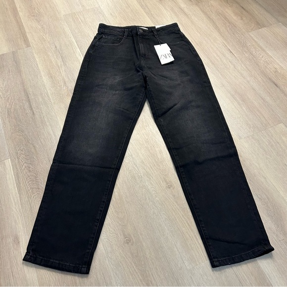 Zara NWT HIGH WAIST, SLIM MOM LEG - ANKLE LENGTH - STRETCH Black Jeans - Picture 4 of 14